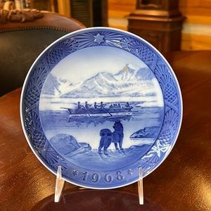 Royal Copenhagen Blue & White Annual Christmas Plate - 1967
